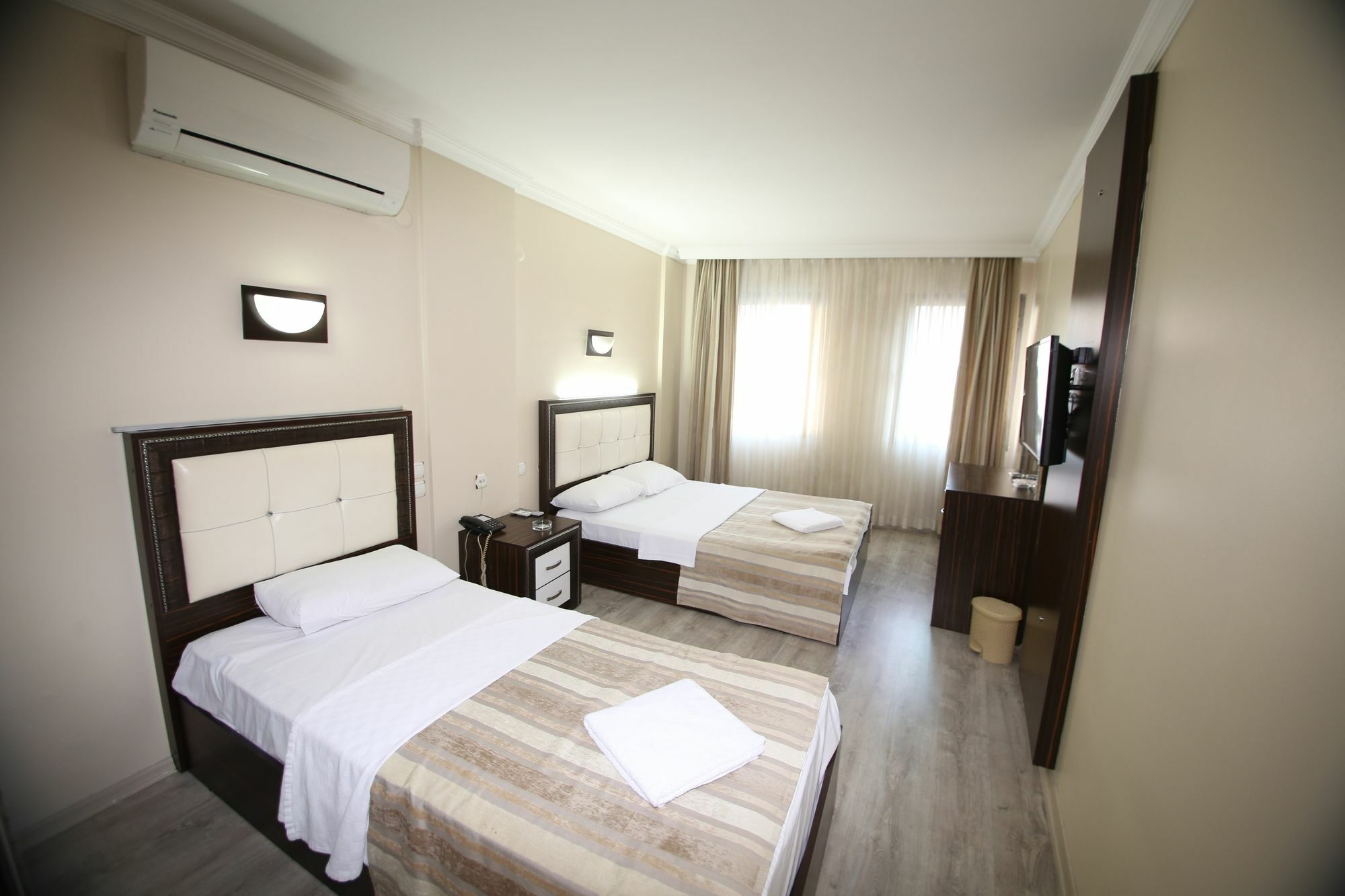 Konak Eurobest Otel イズミル エクステリア 写真